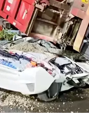 琼海博鳌东线高速车祸